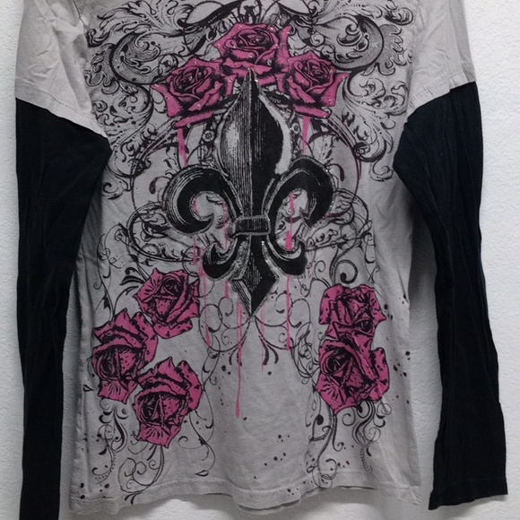 Emma G Gray And Black Pink Fleur De Lis Graphic And Long Sleeve Shirt - Picture 2 of 5